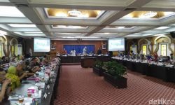 JATENG ANCANG-ANCANG HADAPI DAMPAK WABAH CORONA  DI BIDANG EKONOMI