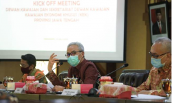 PACU EKONOMI JATENG, GANJAR MINTA KIK SEGERA BEROPERASI