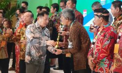 Jawa Tengah Menjadi Provinsi Terbaik Pertama dalam Ajang Penghargaan Indonesia’s SDGs Action Awards 2022